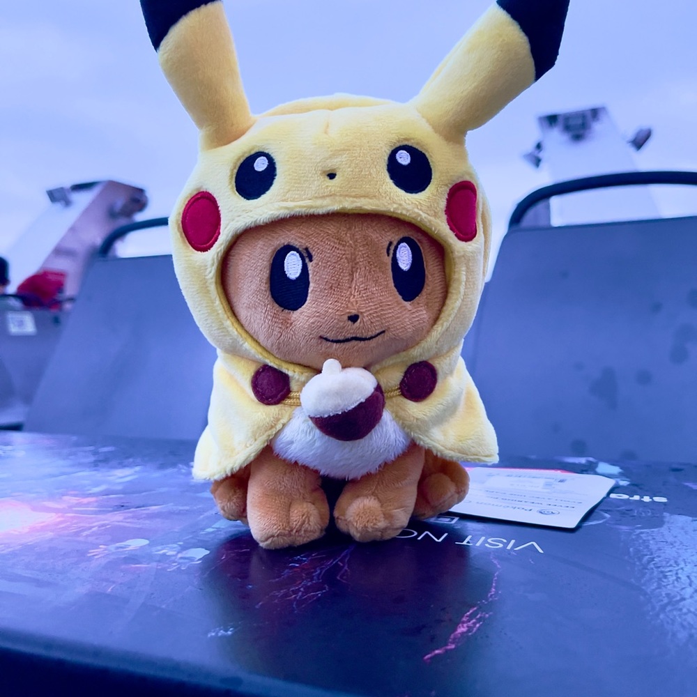 Authentic Pokemon Eevee dressed like Pikachu plush - Picture 2 of 2